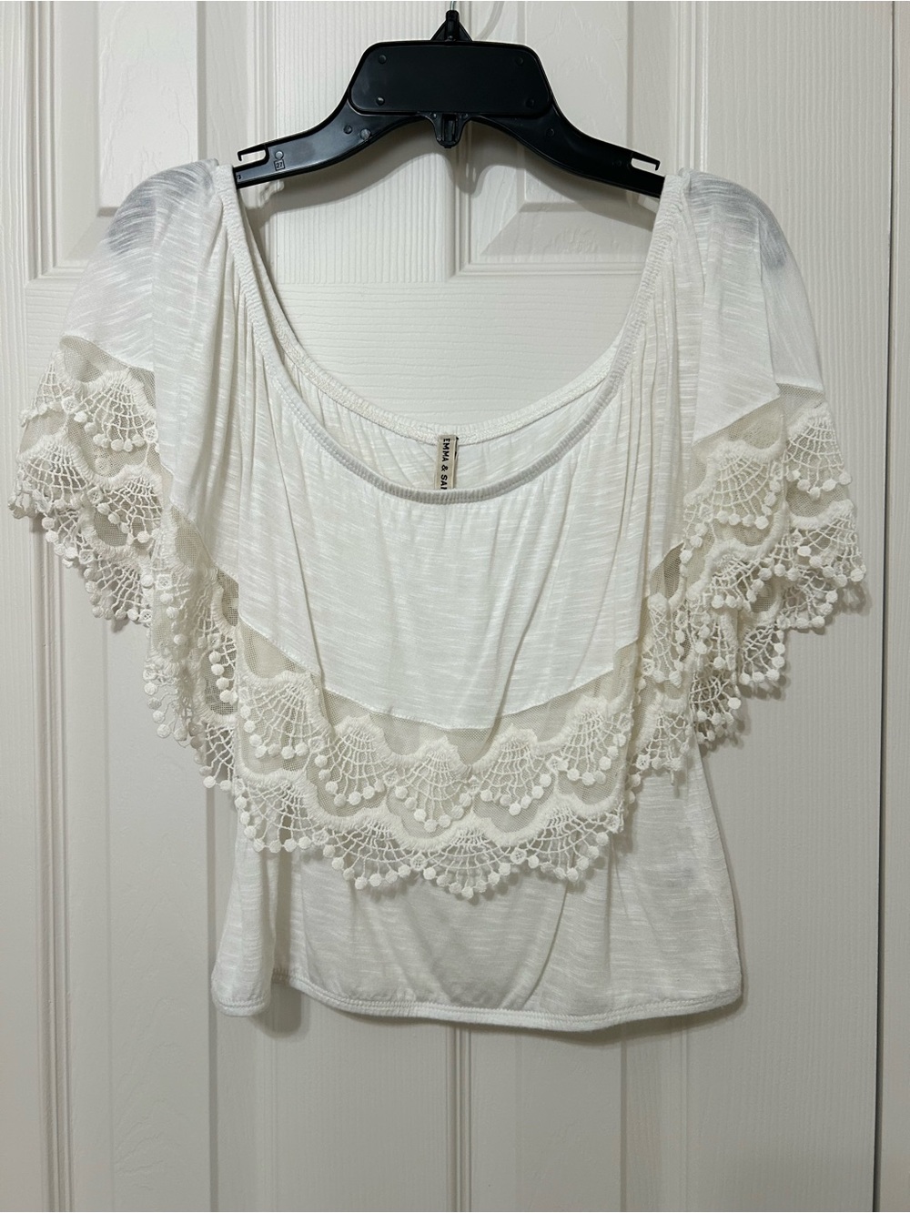 Emma & Sam Cream Lace-Trim ruffle Crop Top boho western festival sz L girly